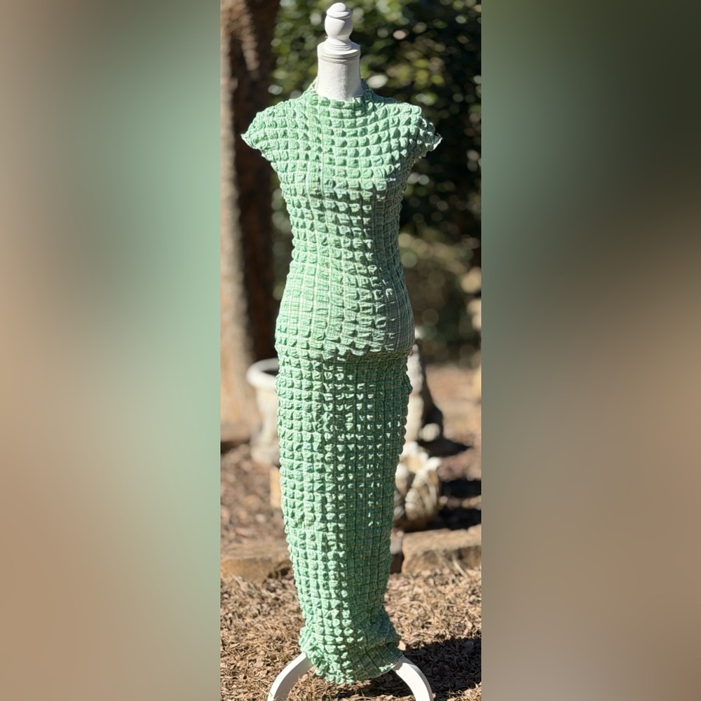 🦋Fashion Nova NWT Caroline Bubble Maxi Dress